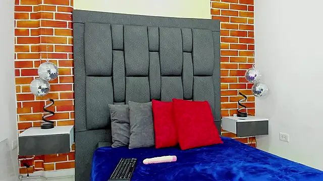 amaraamoon online show from March 14, 2025, 12:18 pm