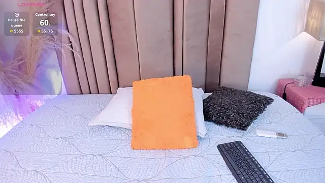 jashh  online show from September 30, 2025, 6:58 pm