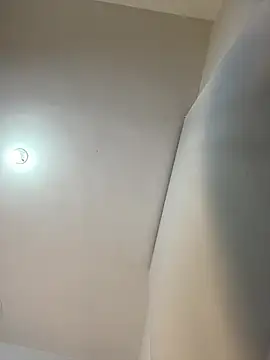 Ivelleee  online show from August 1, 2026, 11:36 pm