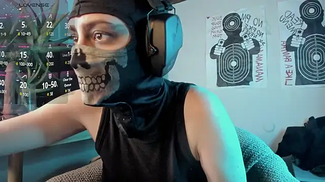 cos operator online show from September 17, 2025, 8:44 pm