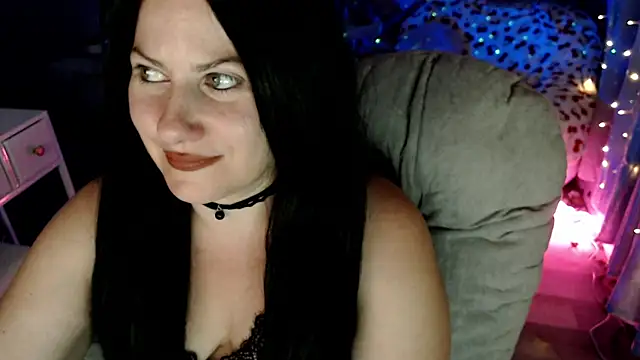 BellaStar84 online show from August 6, 2026, 8:53 am