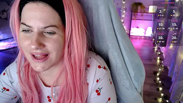 Snapshot of BellaStar84 chatting on March 12, 2026, 10:52 am BellaStar84 online show from March 12, 2026, 10:52 am