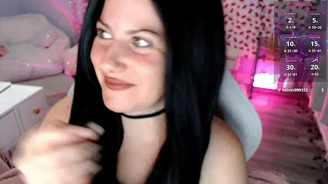 BellaStar84 online show from July 17, 2026, 9:39 am