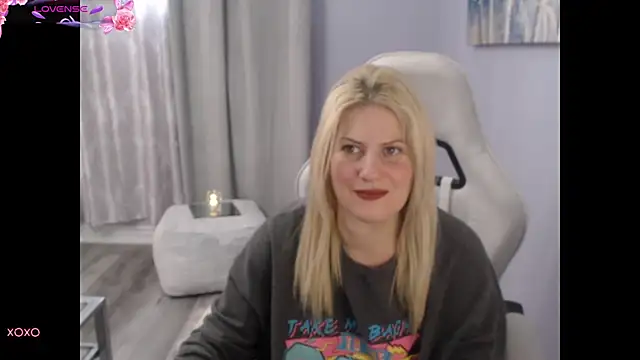 BellaStar84 online show from September 24, 2025, 12:44 pm