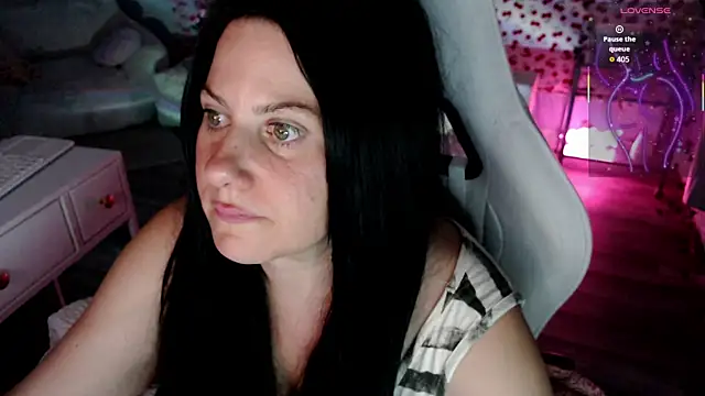 BellaStar84 online show from July 16, 2026, 8:33 am