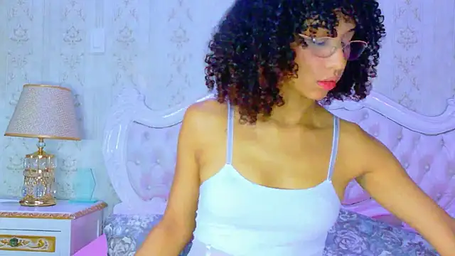 CamilaJohnston online show from July 3, 2026, 12:55 pm