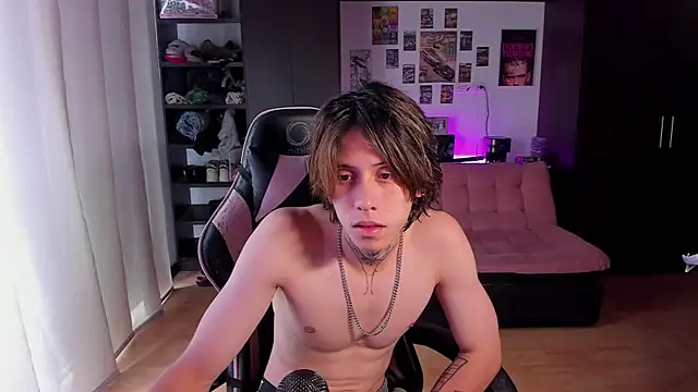 xIce Boy online show from April 21, 2026, 8:15 pm