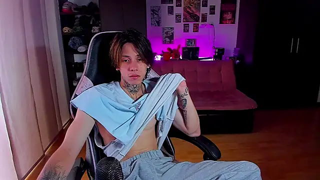xIce Boy online show from April 26, 2026, 8:50 pm