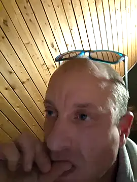 svenpfeifer online show from March 20, 2025, 2:29 am