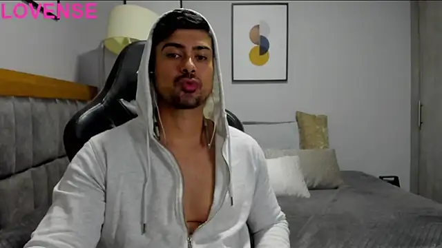 Dante Storm online show from October 4, 2025, 9:55 am