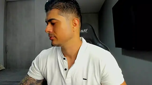 Dante Storm online show from February 9, 2026, 12:19 am