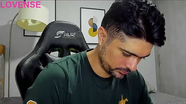 Dante Storm online show from October 3, 2025, 3:30 am