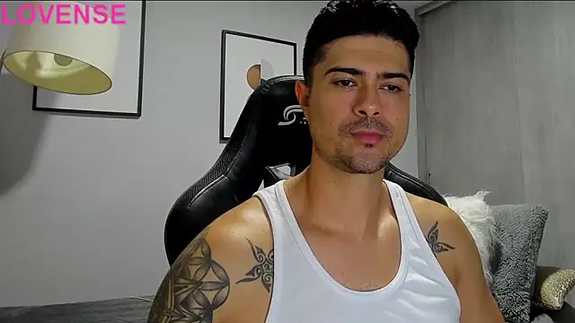 Dante Storm online show from September 23, 2025, 2:07 am