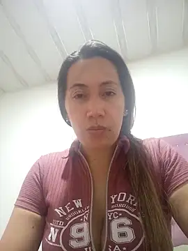 Snapshot of melany-92xxx chatting on September 22, 2025, 8:59 pm melany-92xxx online show from September 22, 2025, 8:59 pm