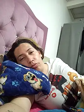 Snapshot of melany-92xxx chatting on February 7, 2026, 10:51 pm melany-92xxx online show from February 7, 2026, 10:51 pm