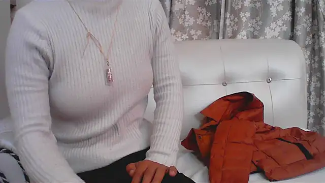 Snapshot of LAYLA_600 chatting on January 18, 2026, 10:51 am LAYLA 600 online show from January 18, 2026, 10:51 am