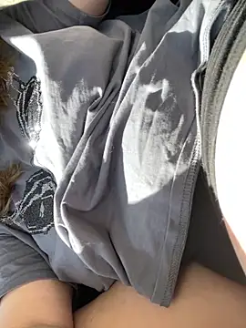 Snapshot of IMHORNYWET chatting on September 13, 2025, 9:31 am IMHORNYWET online show from September 13, 2025, 9:31 am