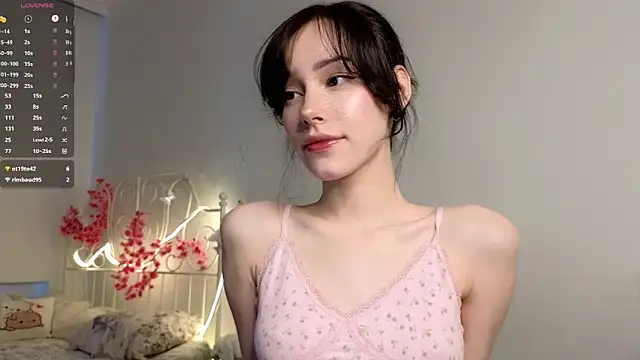 Snapshot of glamourr chatting on May 23, 2026, 9:30 am glamourr online show from May 23, 2026, 9:30 am