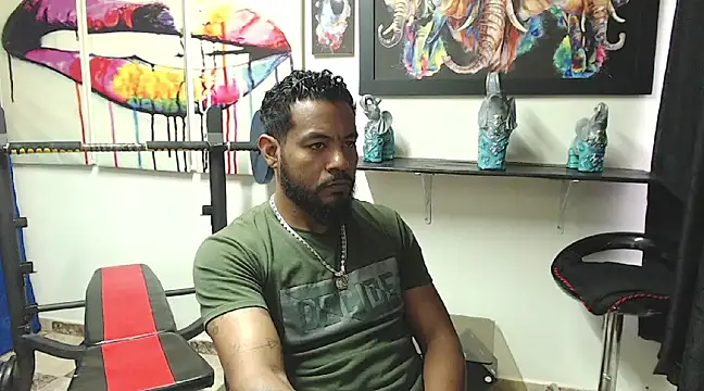 BladeFoxxx1 online show from March 19, 2025, 10:42 pm