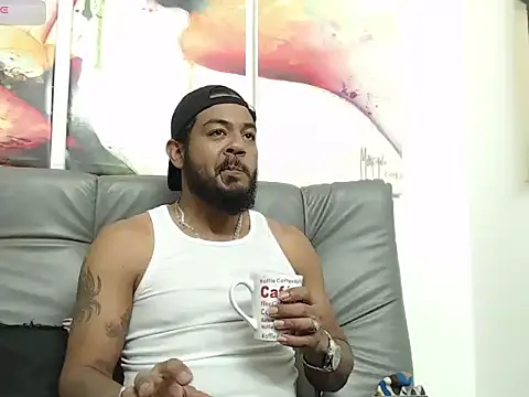 BladeFoxxx1 online show from November 28, 2025, 7:19 am