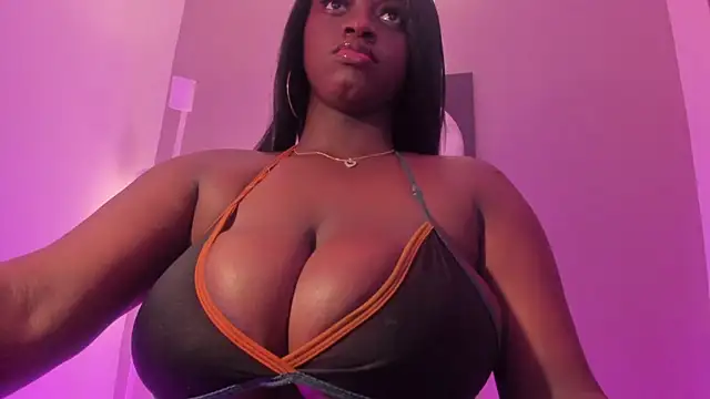 BetsyBennet  online show from March 21, 2025, 9:34 pm