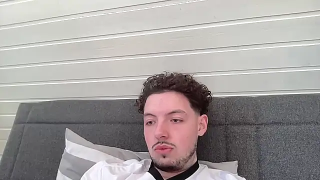 Sabo01 online show from March 18, 2025, 9:01 am