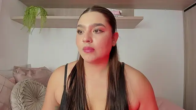 eva sainnt online show from July 18, 2026, 1:36 am