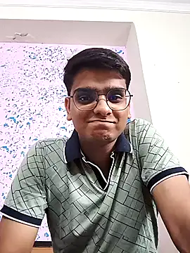 Snapshot of sutfvkii chatting on September 21, 2025, 10:42 am sutfvkii online show from September 21, 2025, 10:42 am