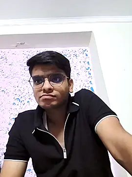 Snapshot of sutfvkii chatting on September 13, 2025, 2:06 pm sutfvkii online show from September 13, 2025, 2:06 pm