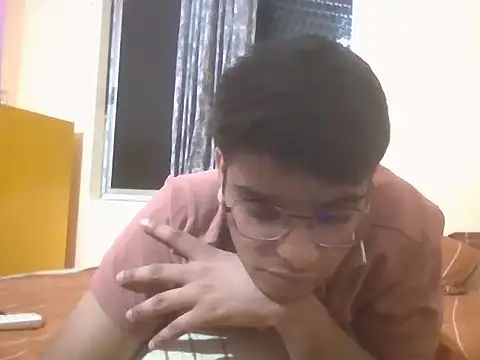 Snapshot of sutfvkii chatting on October 11, 2025, 6:20 pm sutfvkii online show from October 11, 2025, 6:20 pm