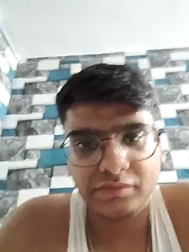 Snapshot of sutfvkii chatting on March 14, 2025, 3:47 pm sutfvkii online show from March 14, 2025, 3:47 pm