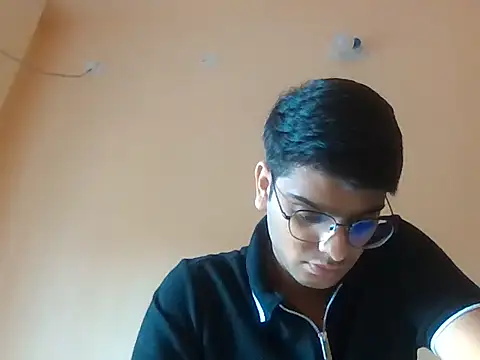 Snapshot of sutfvkii chatting on October 2, 2025, 9:01 am sutfvkii online show from October 2, 2025, 9:01 am