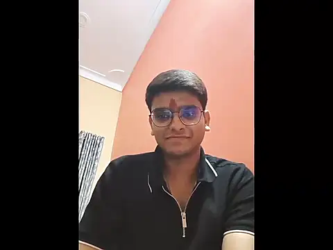 Snapshot of sutfvkii chatting on October 18, 2025, 6:21 pm sutfvkii online show from October 18, 2025, 6:21 pm