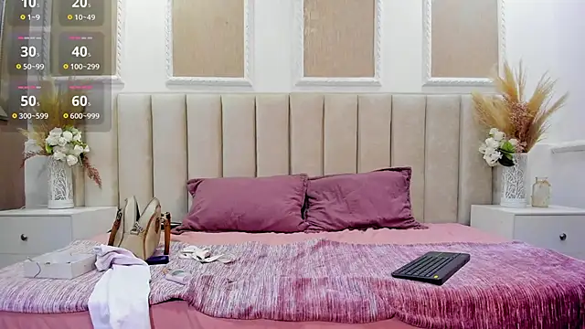 Snapshot of laura_latinhot1 chatting on October 15, 2025, 10:18 pm laura latinhot1 online show from October 15, 2025, 10:18 pm