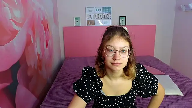 AngelinaLow online show from March 20, 2025, 12:22 pm