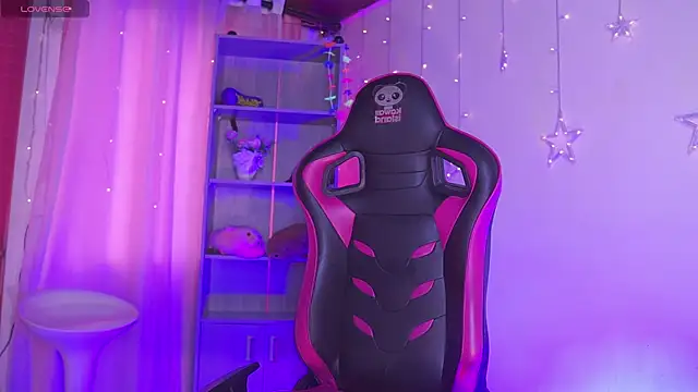 Madison Mayer online show from September 24, 2025, 12:22 pm