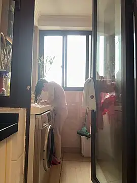 Snapshot of aa520uv chatting on March 20, 2026, 2:45 am aa520uv online show from March 20, 2026, 2:45 am