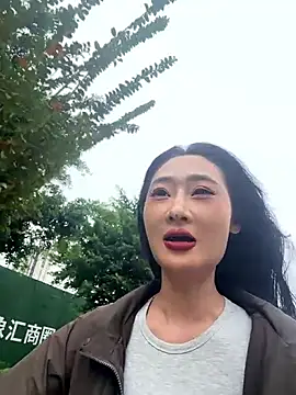 linger-23 online show from October 25, 2025, 7:29 am