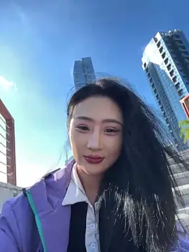 linger-23 online show from November 5, 2025, 6:16 am