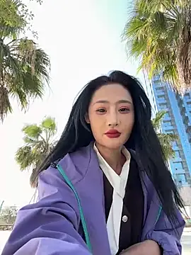 linger-23 online show from January 11, 2026, 6:31 am