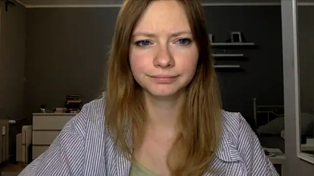 Snapshot of MillieShow chatting on February 26, 2026, 10:10 pm MillieShow online show from February 26, 2026, 10:10 pm