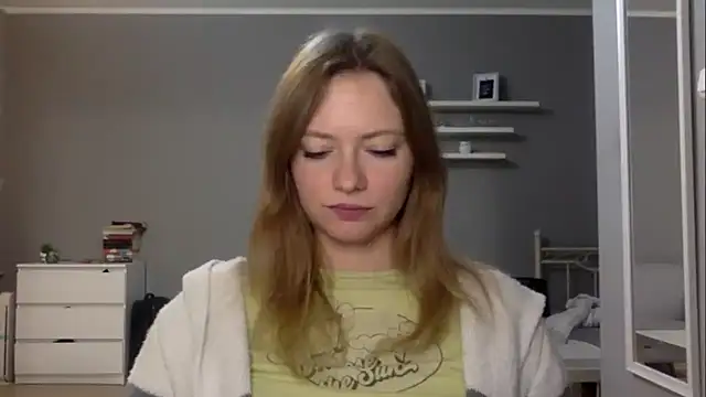 MillieShow online show from October 20, 2025, 8:53 pm