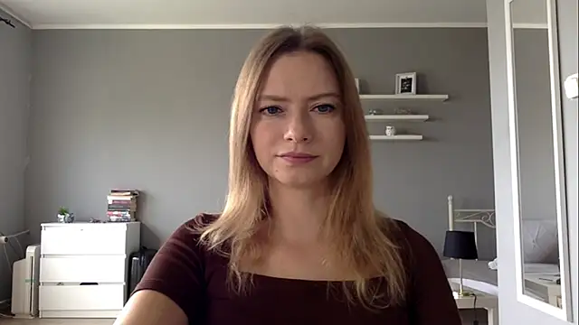 MillieShow online show from September 27, 2025, 2:01 pm