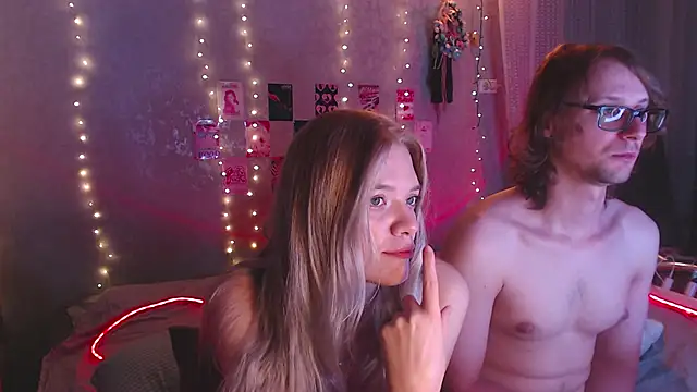Your Horny Friends online show from May 30, 2026, 6:02 pm