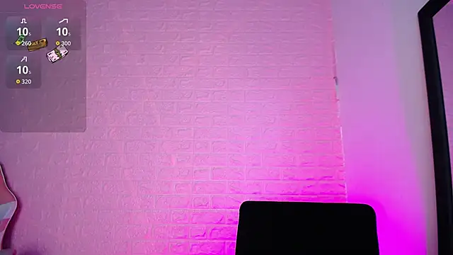 Nathaly Rose1126 online show from March 18, 2026, 7:26 pm