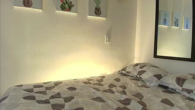 Snapshot of pleasurecompany3 chatting on March 25, 2026, 4:12 am pleasurecompany3 online show from March 25, 2026, 4:12 am