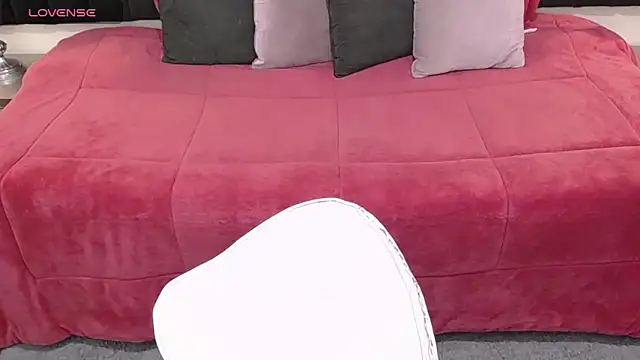 ailyn maury online show from May 13, 2026, 1:23 am