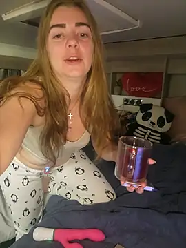 Amesthyst destiny online show from October 15, 2025, 10:18 pm