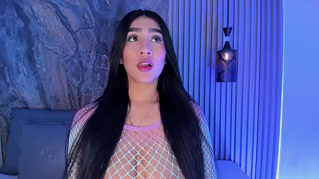 MiaScott5 online show from September 12, 2025, 3:39 am