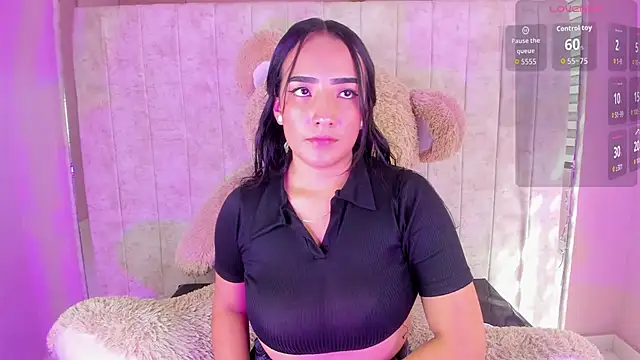 Alice 26  online show from January 8, 2026, 2:12 pm